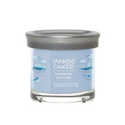 Yankee Candle Signature Small Tumbler 8 x 8 x 7 cm 122g Clean Cotton, Black Cherry, Midsummer Night, Lemon Lavender, Ocean Air, Bayside Cedar, Ice Berry Lemonade, Pink Sands, Amber and Sandalwood, Wild Orchid, Midnight Jasmine.