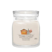 Yankee Candle Signature Scented Candle Medium Jar Candle 368g with Double Wicks, Soy Wax Blend Long Burning Candle, Perfect Gifts