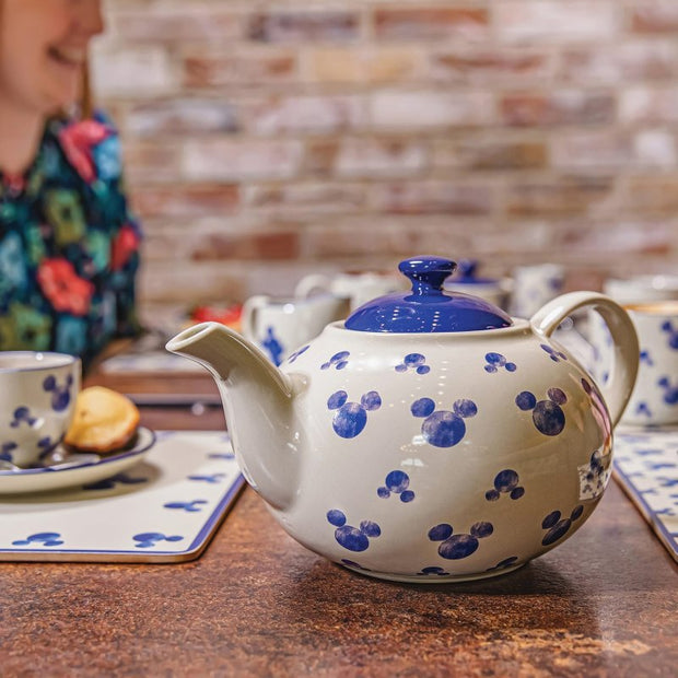 Home and Kitchen Must-Haves – Elegant Jug, Sugar Bowl, or Teapot