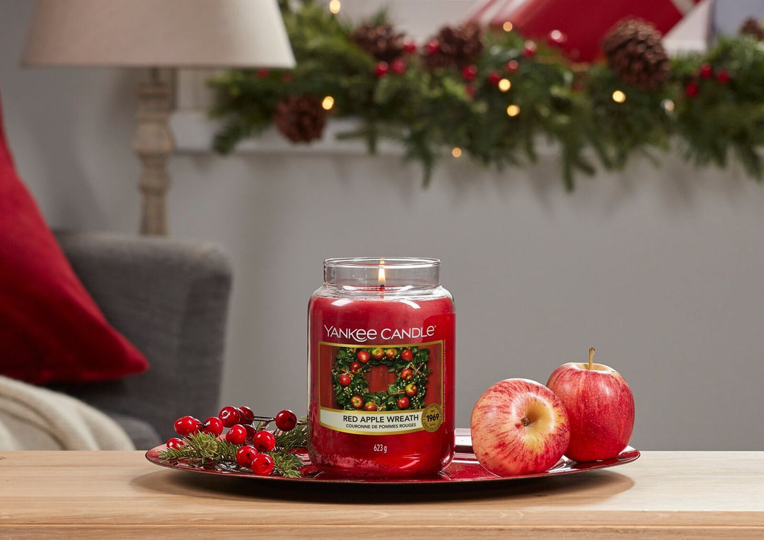 Yankee Candle Company Christmas Wreath Large Jar Candle,Green - Walmart.com, image size:1080x764
