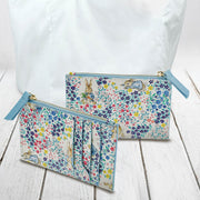 Peter Rabbit Garden Party Pop-Up Purse – Enchanting Design with Zip Top Closure and Card Holders, Ideal Gift for All Ages